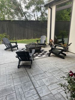 4 Adirondack Chairs Plus Fire Pit and Cover  Plus Rug 