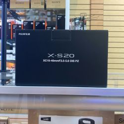 FujiFilm X-S20 15-45mm F3.5-5.6