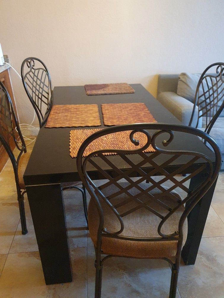 Black Table And Chairs