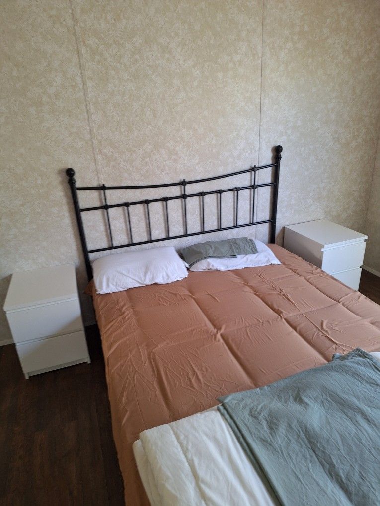 Twin Amd Queen And Futon Estate Sale