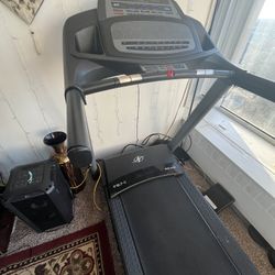 Nordic track Treadmill 2 Broken Motor 