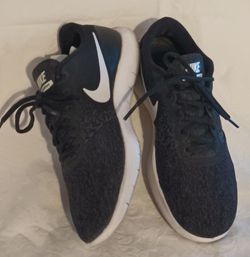 Nike , Running Shoes