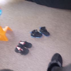 Little Boys Tennis Shoes