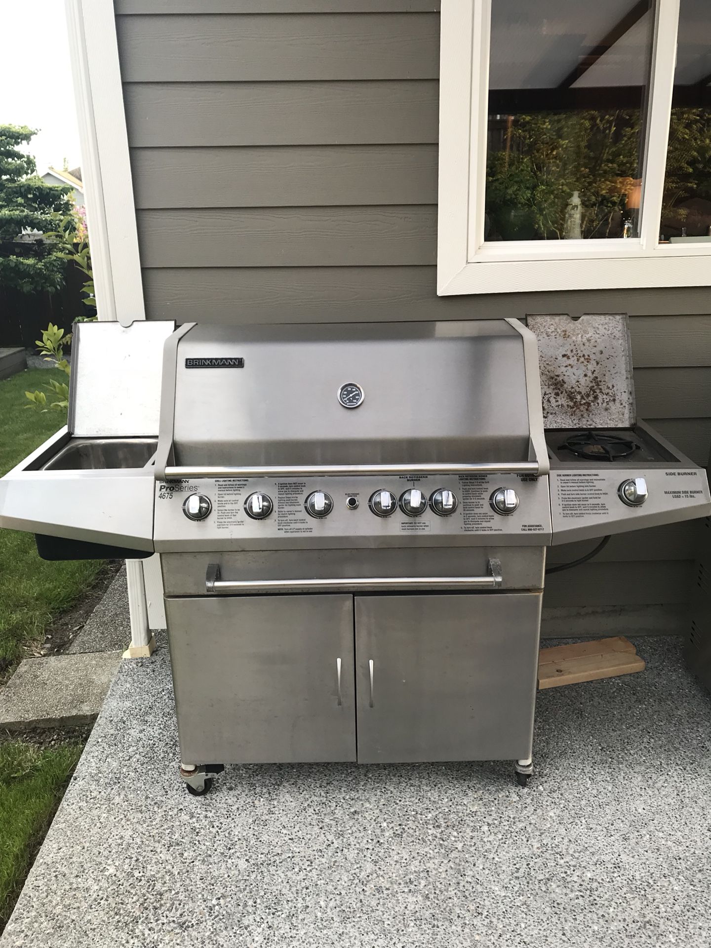 Brinkmann BBQ pro series 4675