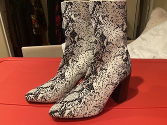Women’s Steve Madden Blocked Heel Boots