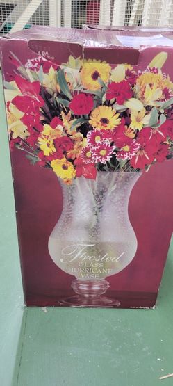 Large Hurricane Vases