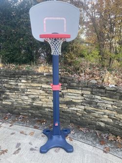 Step2 DELUXE Adjustable Height Basketball Hoop For Outdoors Or Even Great For Basement! Goes Very Tall! Save Big Money- Like New!
