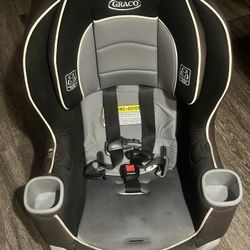 Graco Extend2fit Convertible Car Seat 