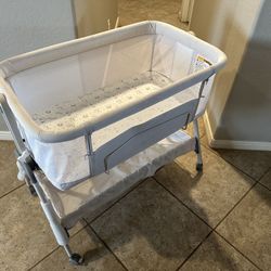 Bassinet 