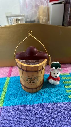 1992 Hallmark Keepsake Ornament titled "Uncle Art's Ice Cream," designed by artist Bob Siedler.