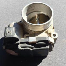 Gm Throttle Body Fits Many Models