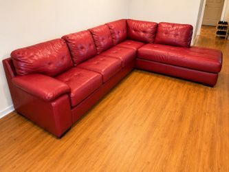 🔥 Modern Faux Leather Sectional with Chaise 🔥
