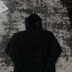 Supreme Hoodie 