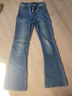 Light blue wash flared jeans