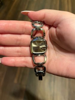 Woman Gucci Watch