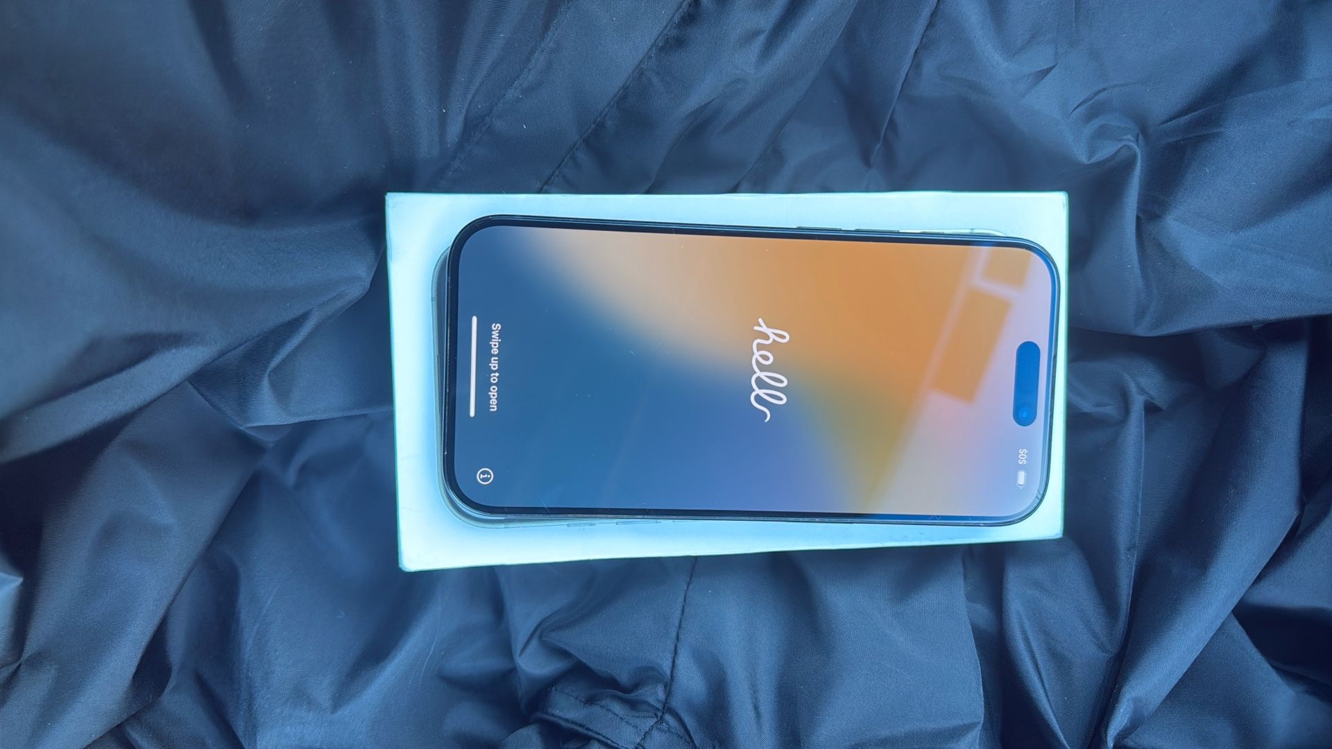 iPhone 15 Pro “unlocked”