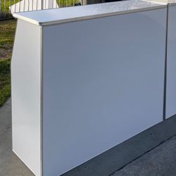 All White mobile Bar