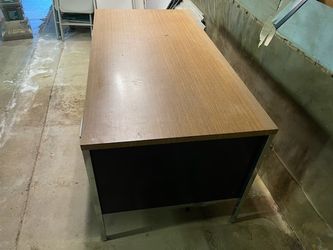 Free Desk