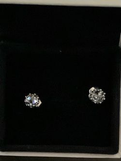 Pandora crown earrings