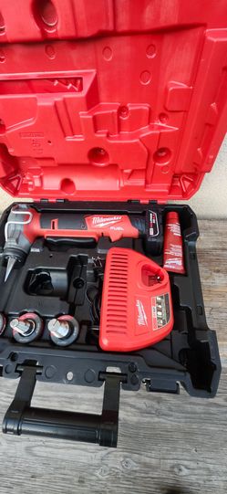 Milwaukee pex expander m12 fuel tool battery 4ah Charger