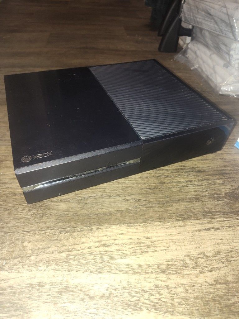 Xbox one model 1540