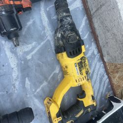 DEWALT 20V Cordless Reciprocating Saw, Tool Only