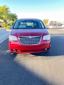 2010 Chrysler Town & Country