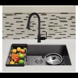 KITCHEN SINK