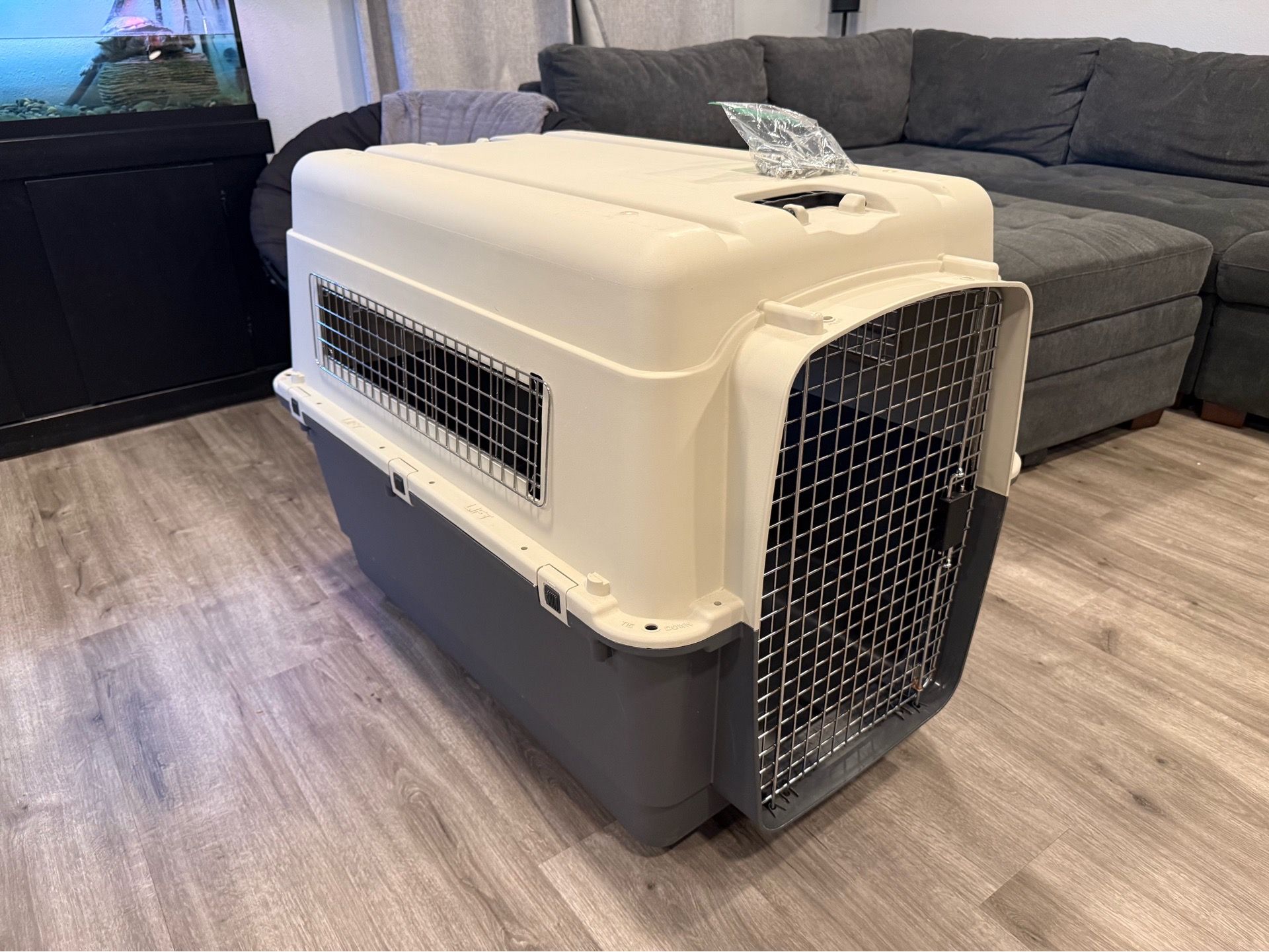 XXL Travel‑Ready Dog Crate – Collapsible, Ventilated, Secur