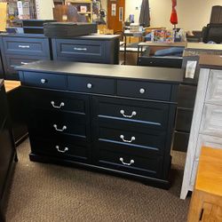 Farmhouse 9 Drawers Dresser Chests for Bedroom, Wood Dresser Wide Chest of Drawers, Storage Dressers Organizer for Bedroom, Living Room,Hallway, SGS C