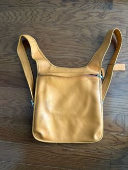 RARE VTG COACH HIPPIE SLIM LEATHER BACK PACK MINOR STAINS ON OUTSIDE 9405 ORANGE