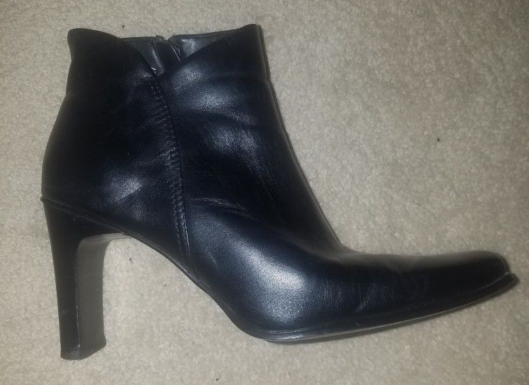 Women's Boots
