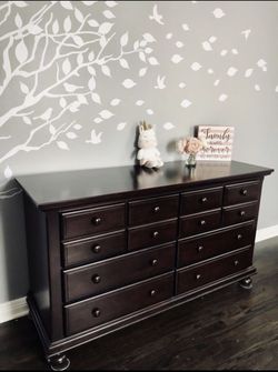 Nursery furniture