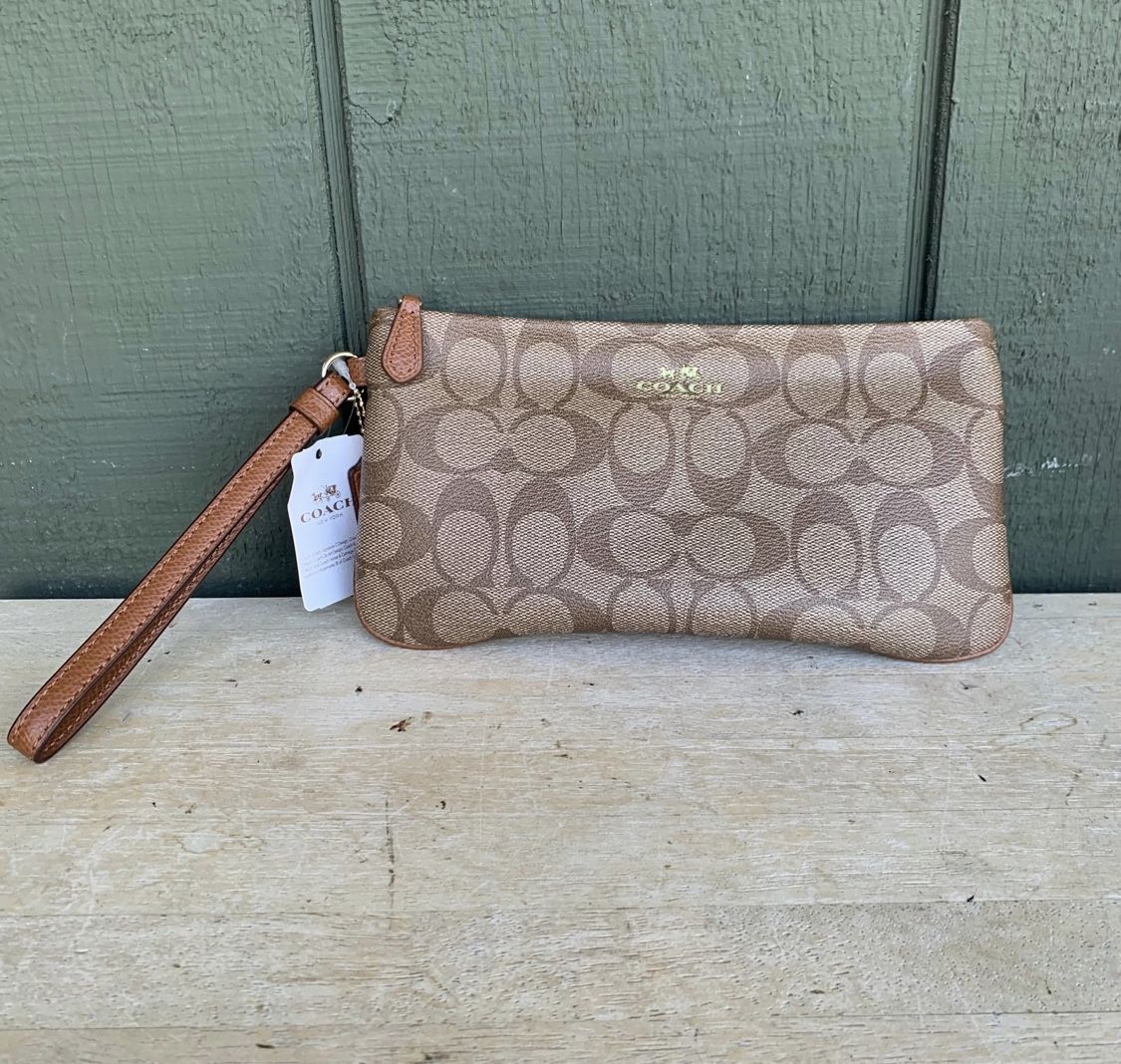 NWT Coach Zip Wallet In Signature PVC F65748 Brown/Tan Wristlet
