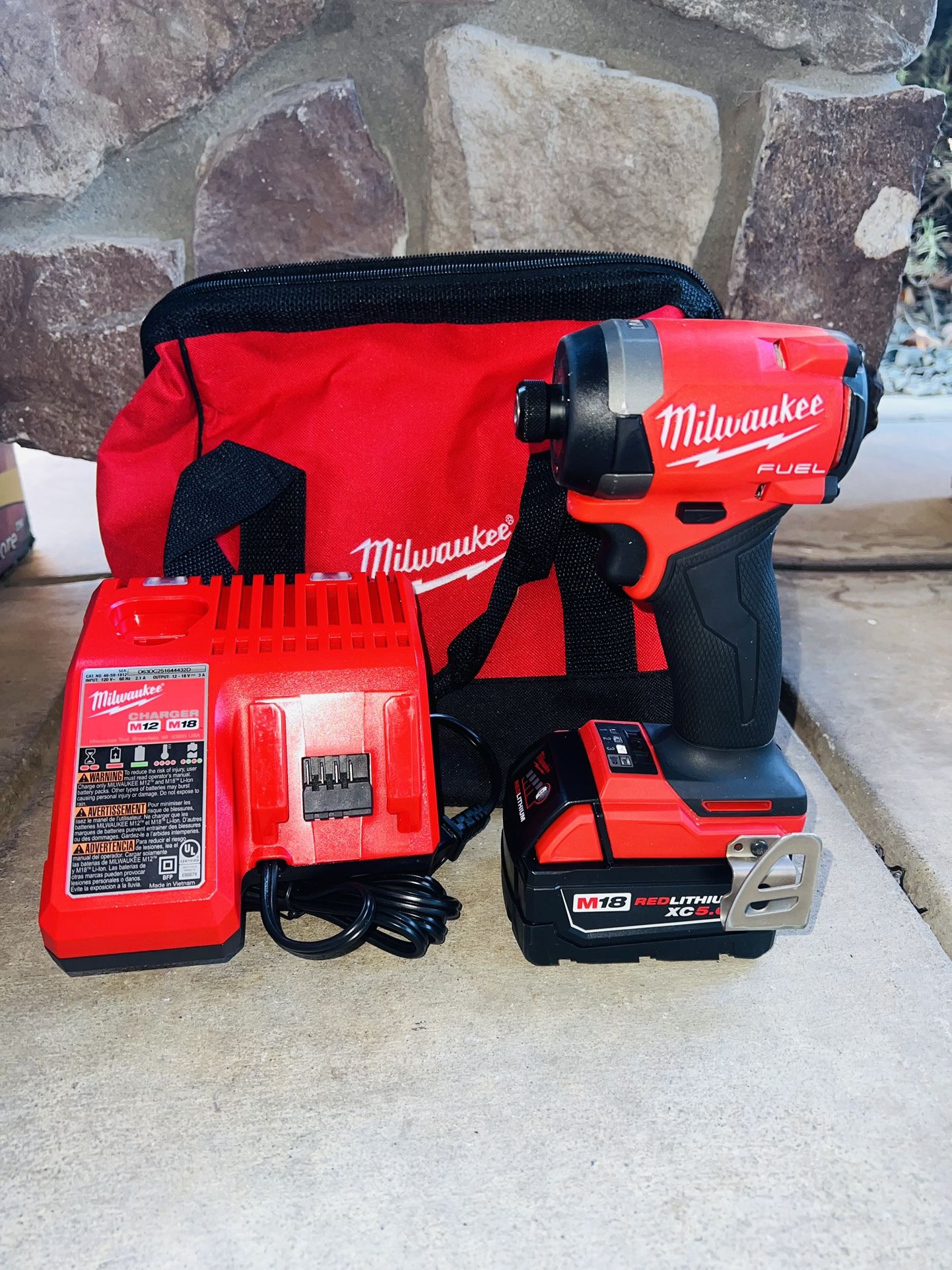 Milwaukee M18 FUEL 1/4" Brushless Gen 3 Impact Driver 2953-20 + 5.0 Battery Charger & Carrying Bag
