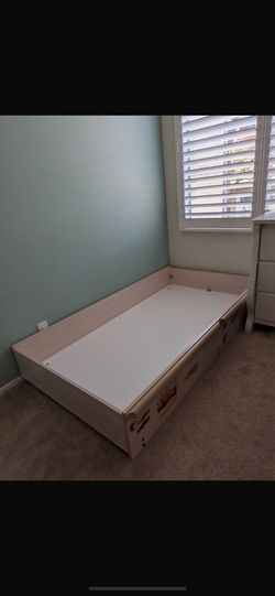 Trundle Twin Bed