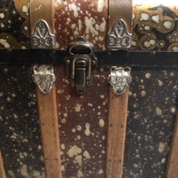 1920’s Art Deco Vintage Steamer Trunk