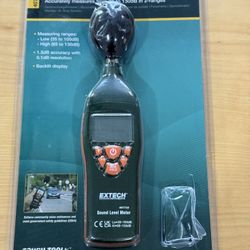 Extech Sound Level Meter Model# 407732 New ( Damaged Box) 