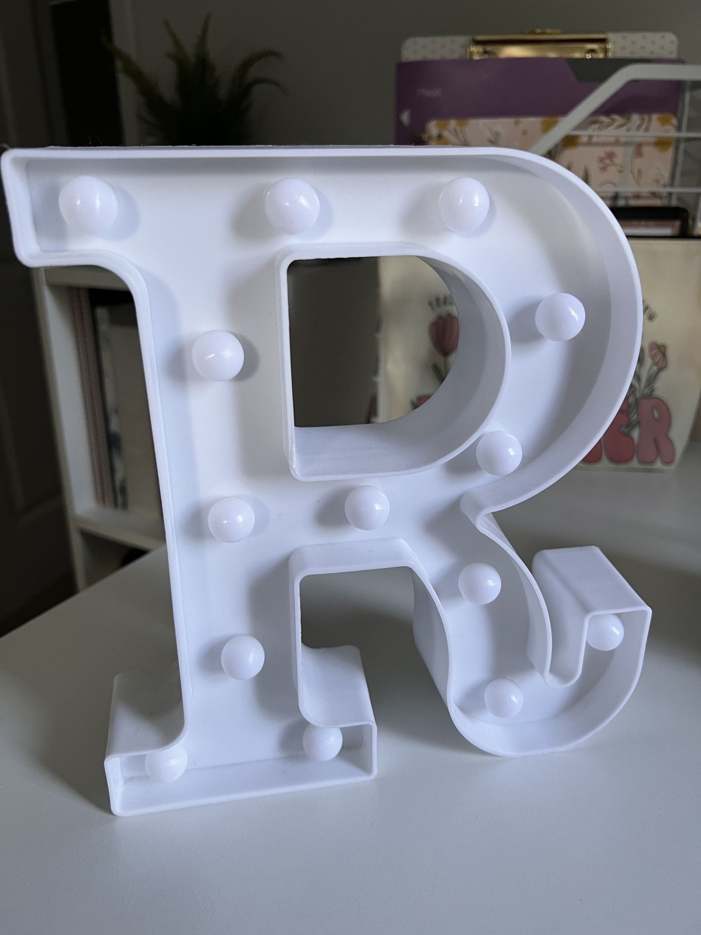 R and & Light Letters