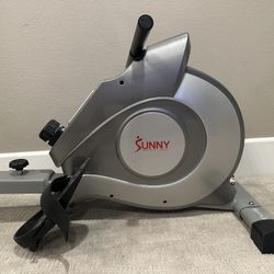Sunny Rowing Machine – Fully Assembled – Smooth & Compact – Great Condition
