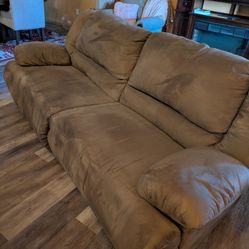 Reclining Sofa