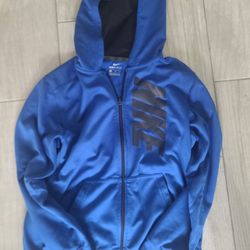 Nike Sweater Zipper Hoodie Jacket Blue Boys Size: Extra Large XL (Youth/Boys)
Great Condition 
$12