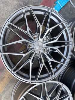 19” new Flo form wheels for Porsche cayman, panamera
