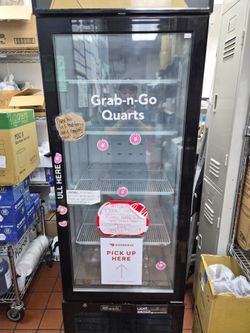 Free glass door commercial freezer