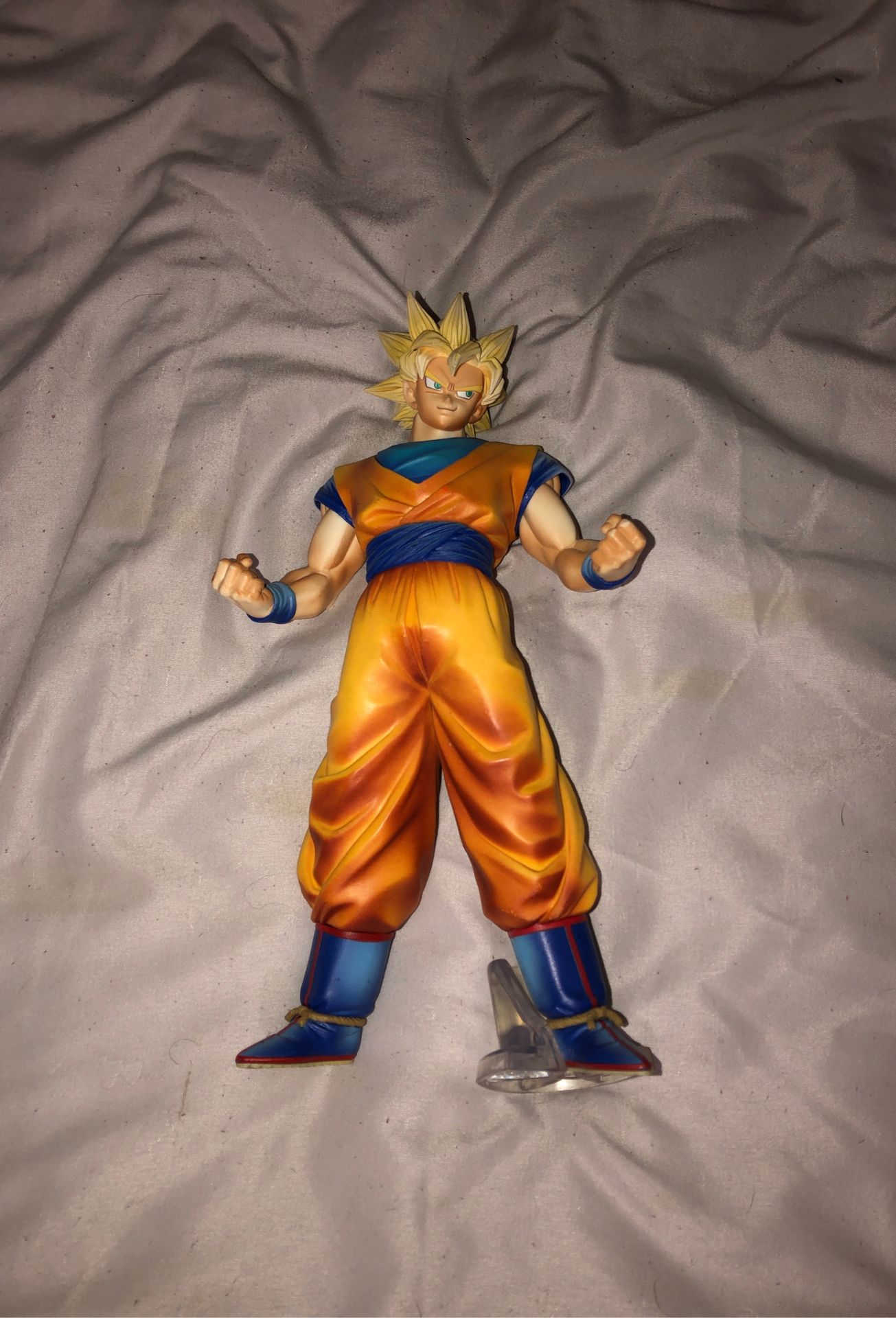 Goku Statue