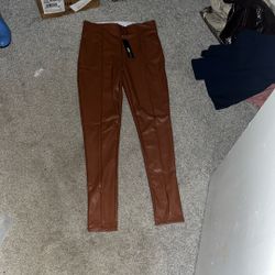 Fashionova Size Medium 