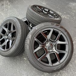 RAM 1500 LIMITED 2026 WHEELS AND TIRES 