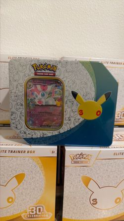 Pokémon TCG Sylveon ex 30th Celebration Tin