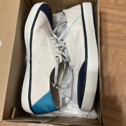 Sperry Sneaker Size 9.5