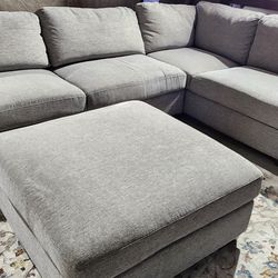 Sectional With Ottoman 